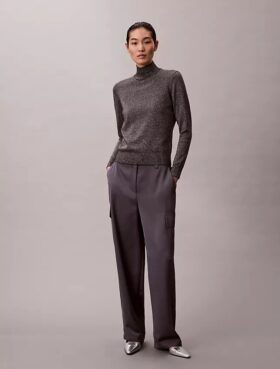 Pantalones cargo holgados de sarga de satén