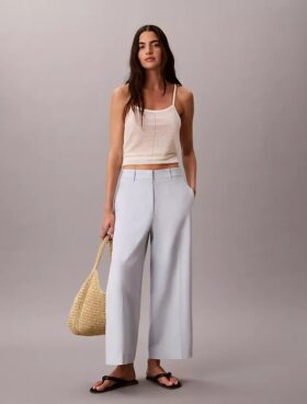 Pantalones chinos cortos de pierna ancha