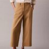 Pantalones chinos cortos de pierna ancha
