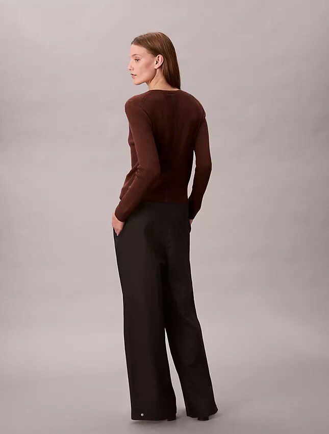 Pantalones chinos de pierna ancha ajustables Pantalones chinos de pierna ancha ajustables
