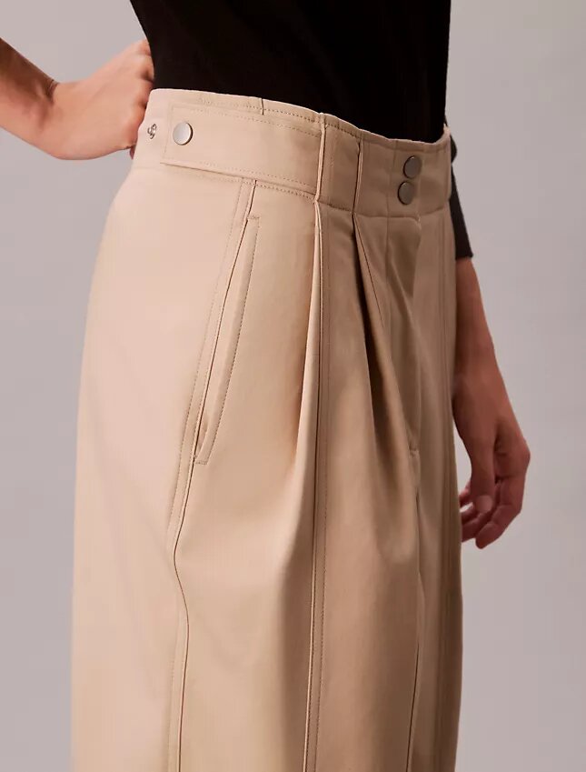 Pantalones chinos de pierna ancha ajustables Pantalones chinos de pierna ancha ajustables