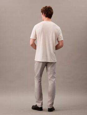 Pantalones chinos elásticos modernos Pantalones chinos elásticos modernos
