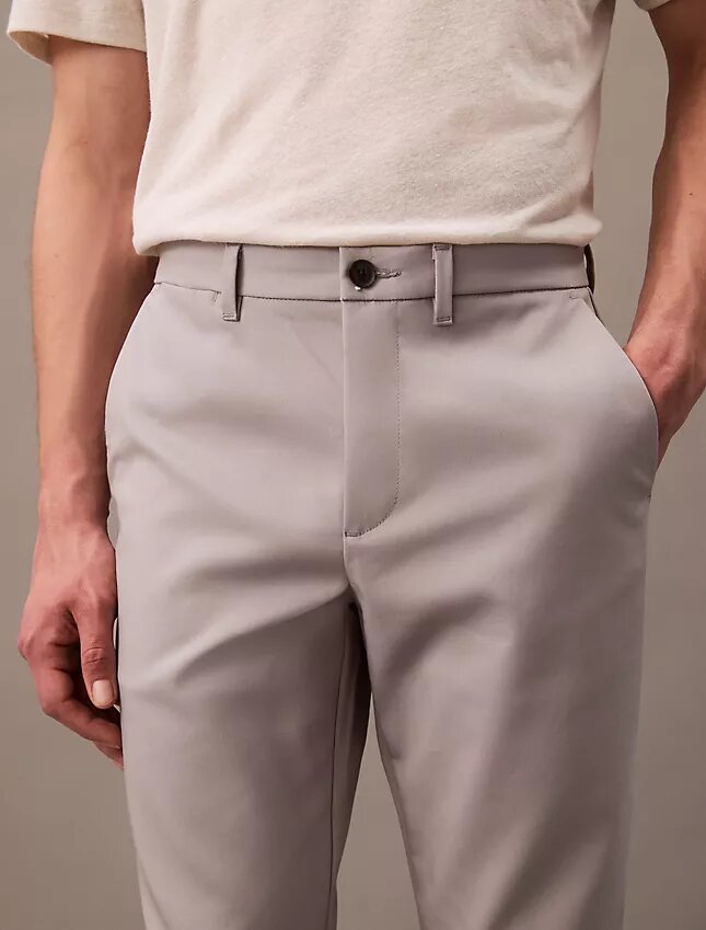 Pantalones chinos elásticos modernos Pantalones chinos elásticos modernos