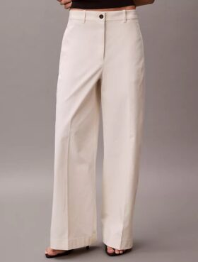 Pantalones chinos holgados