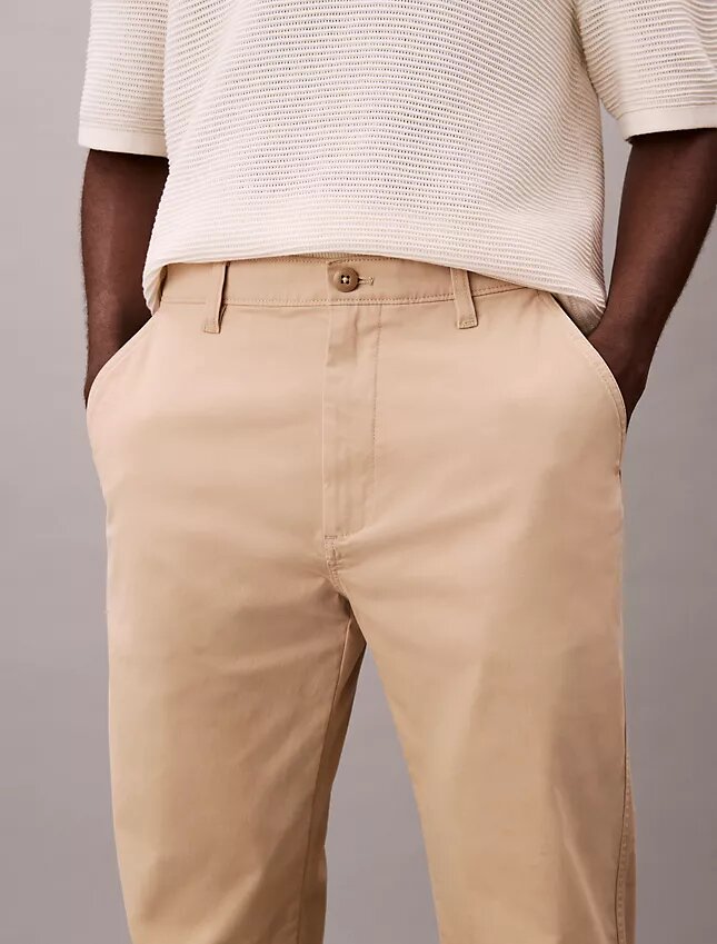 Pantalones chinos rectos estándar Pantalones chinos rectos estándar