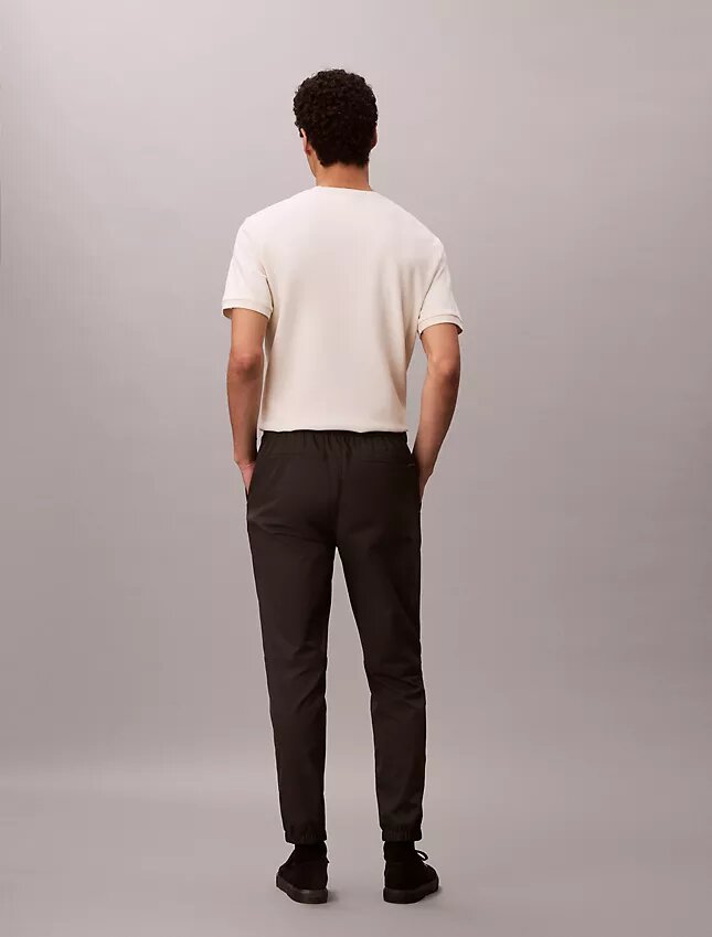 Pantalones clásicos técnicos sin cremallera Pantalones clásicos técnicos sin cremallera