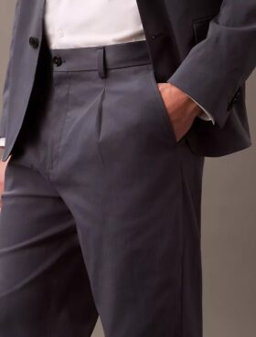 Pantalones cónicos plegables