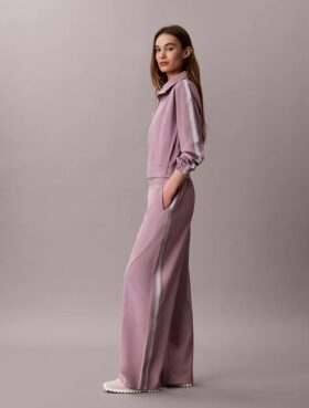Pantalones con cinta con el logotipo de Commuter