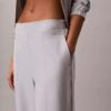 Pantalones con cinta con el logotipo de Commuter Pantalones con cinta con el logotipo de Commuter
