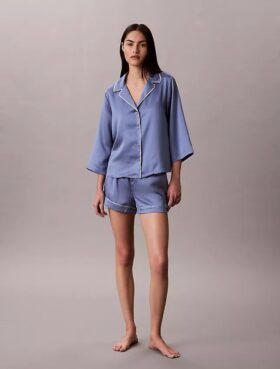 Pantalones cortos con brillo satinado