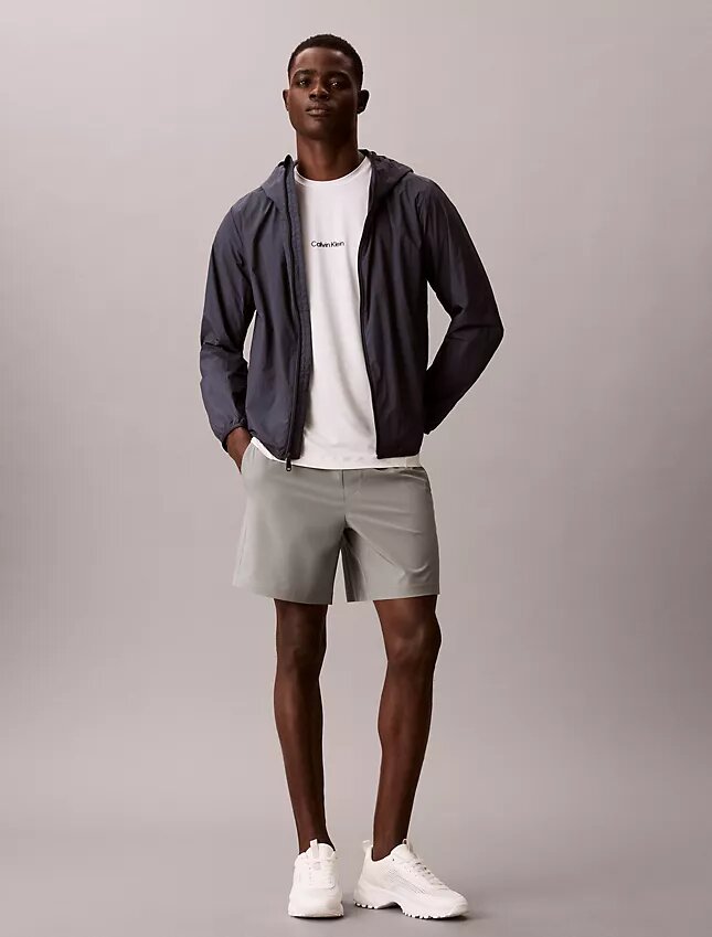 Pantalones cortos con monograma estampado Pantalones cortos con monograma estampado