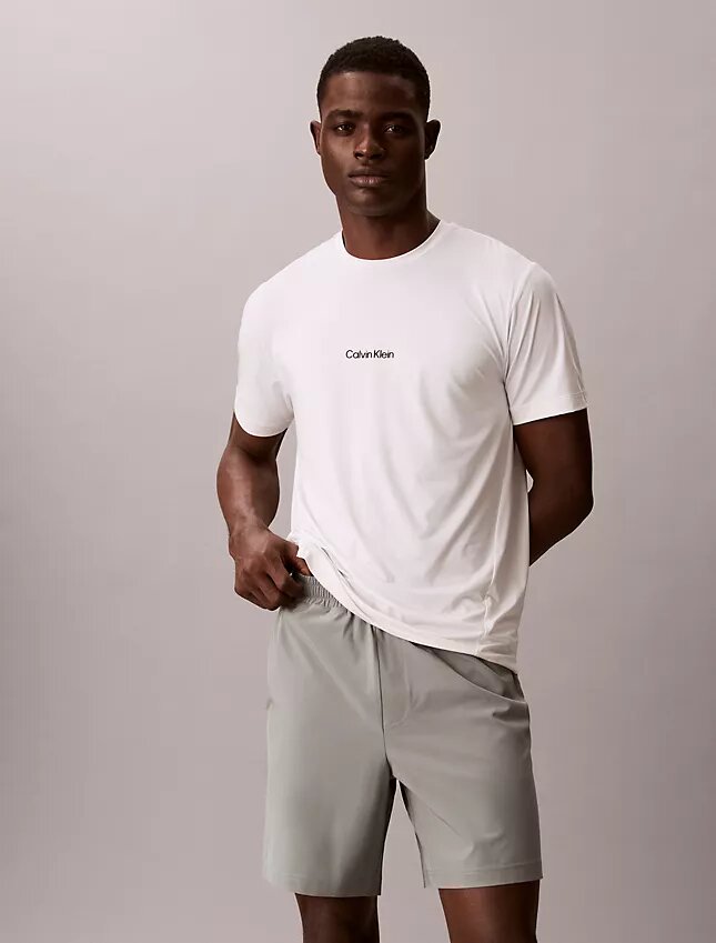 Pantalones cortos con monograma estampado Pantalones cortos con monograma estampado