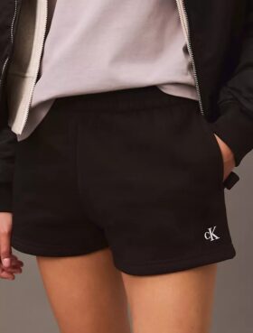 Pantalones cortos de felpa con logotipo de archivo