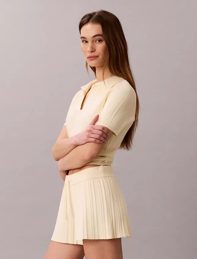 Pantalones cortos elásticos con ribete Pantalones cortos elásticos con ribete