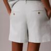 Pantalones cortos entallados de mezcla de lino Pantalones cortos entallados de mezcla de lino