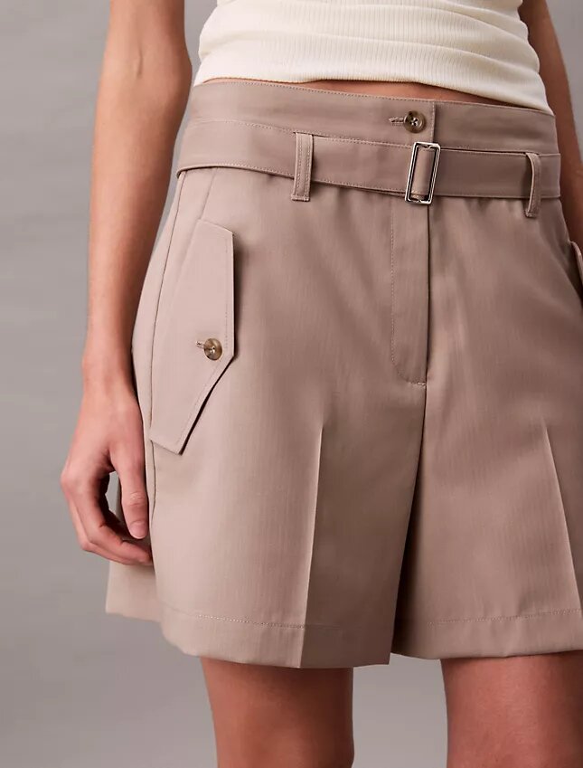 Pantalones cortos utilitarios de mezcla de lana con diseño en espiga Pantalones cortos utilitarios de mezcla de lana con diseño en espiga