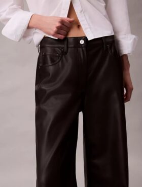 Pantalones de 5 bolsillos de imitación de piel