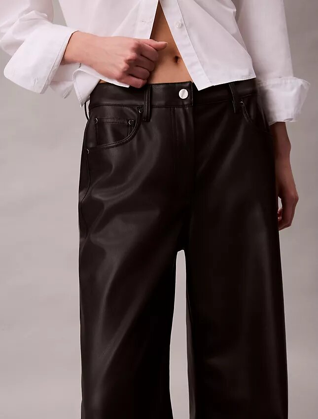 Pantalones de 5 bolsillos de imitación de piel Pantalones de 5 bolsillos de imitación de piel