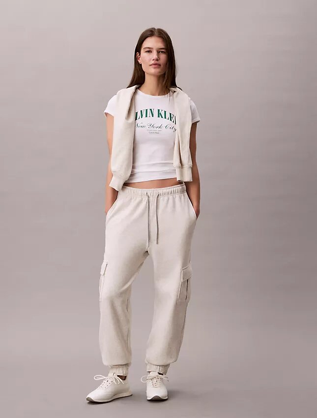 Pantalones de chándal cargo de felpa con Monogram Pantalones de chándal cargo de felpa con Monogram