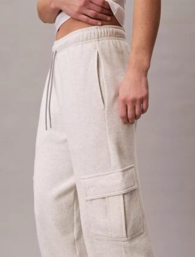 Pantalones de chándal cargo de felpa con Monogram