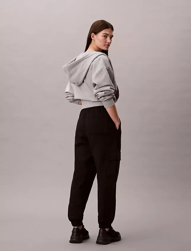 Pantalones de chándal cargo de felpa con Monogram Pantalones de chándal cargo de felpa con Monogram