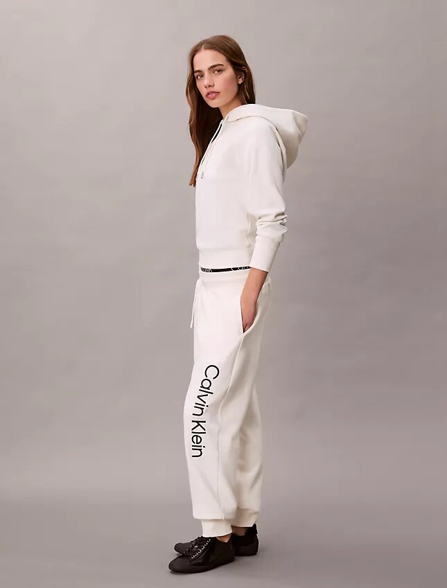 Pantalones de chándal con logo estampado Pantalones de chándal con logo estampado