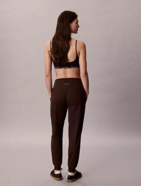 Pantalones de chándal deportivos suaves