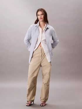 Pantalones de paracaídas de nailon arrugado
