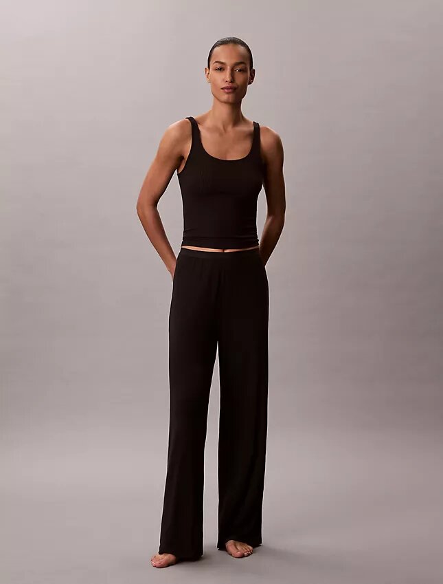 Pantalones de pierna ancha con tejido Modal elástico y punto drop Pantalones de pierna ancha con tejido Modal elástico y punto drop
