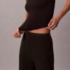 Pantalones de pierna ancha con tejido Modal elástico y punto drop Pantalones de pierna ancha con tejido Modal elástico y punto drop