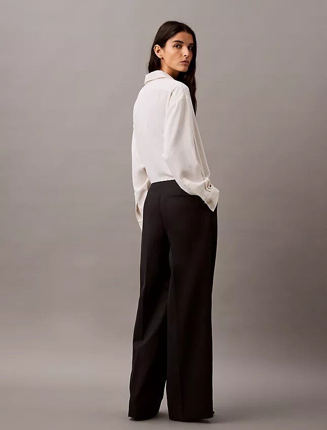 Pantalones de pierna ancha de crepé Pantalones de pierna ancha de crepé