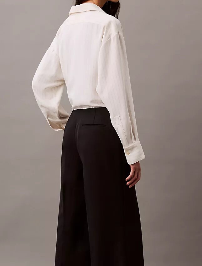 Pantalones de pierna ancha de crepé Pantalones de pierna ancha de crepé
