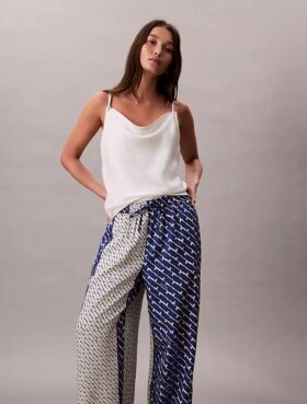 Pantalones de pierna ancha de sarga de viscosa estampada