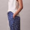 Pantalones de pierna ancha de sarga de viscosa estampada Pantalones de pierna ancha de sarga de viscosa estampada