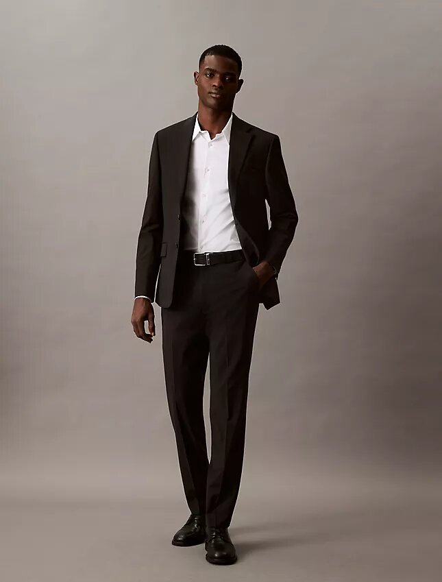 Pantalones de traje de corte ajustado Pantalones de traje de corte ajustado