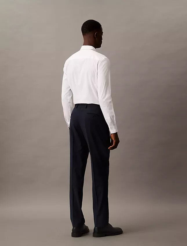 Pantalones de traje de corte ajustado Pantalones de traje de corte ajustado
