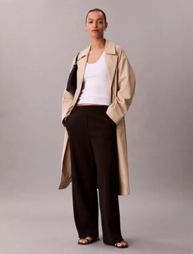 Pantalones de viaje de crepé elástico