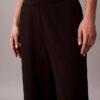 Pantalones de viaje de crepé elástico