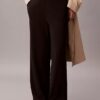 Pantalones de viaje de crepé elástico