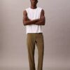 Pantalones deportivos modernos de tejido