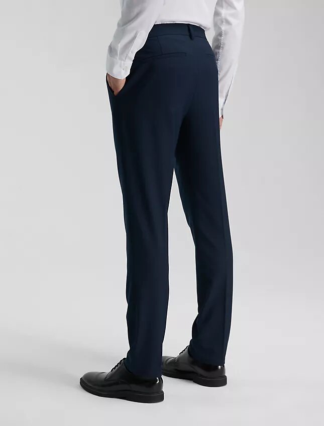 Pantalones elásticos refinados Pantalones elásticos refinados