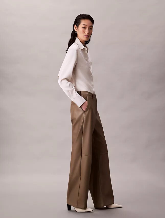 Pantalones holgados de imitación de cuero Pantalones holgados de imitación de cuero