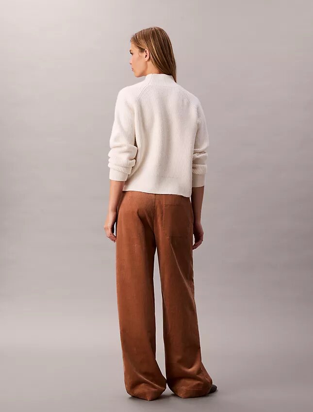 Pantalones holgados de pana Pantalones holgados de pana