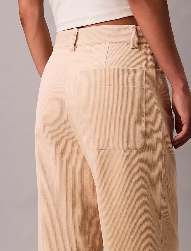 Pantalones holgados de pana Pantalones holgados de pana