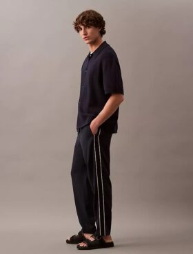 Pantalones holgados y ajustados