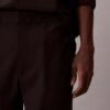 Pantalones rectos de seersucker Pantalones rectos de seersucker