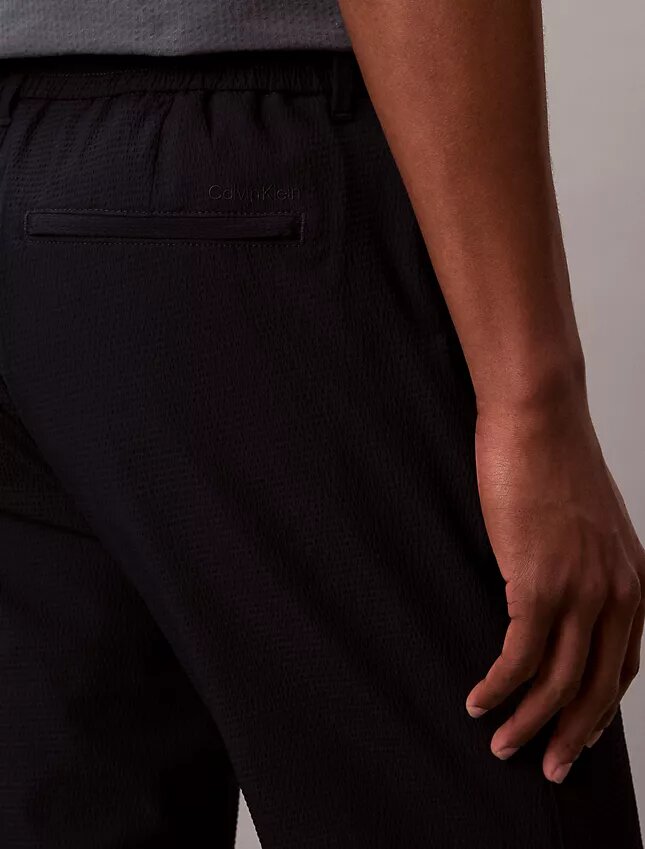 Pantalones rectos de seersucker Pantalones rectos de seersucker
