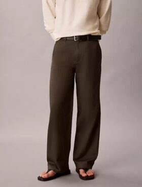 Pantalones rectos holgados con pinzas Pantalones rectos holgados con pinzas