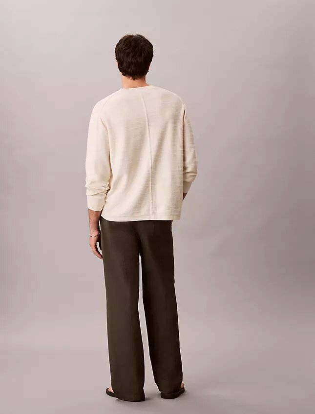 Pantalones rectos holgados con pinzas Pantalones rectos holgados con pinzas