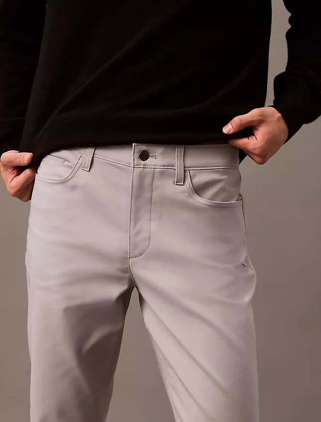 Pantalones Slim Move de 5 bolsillos Pantalones Slim Move de 5 bolsillos